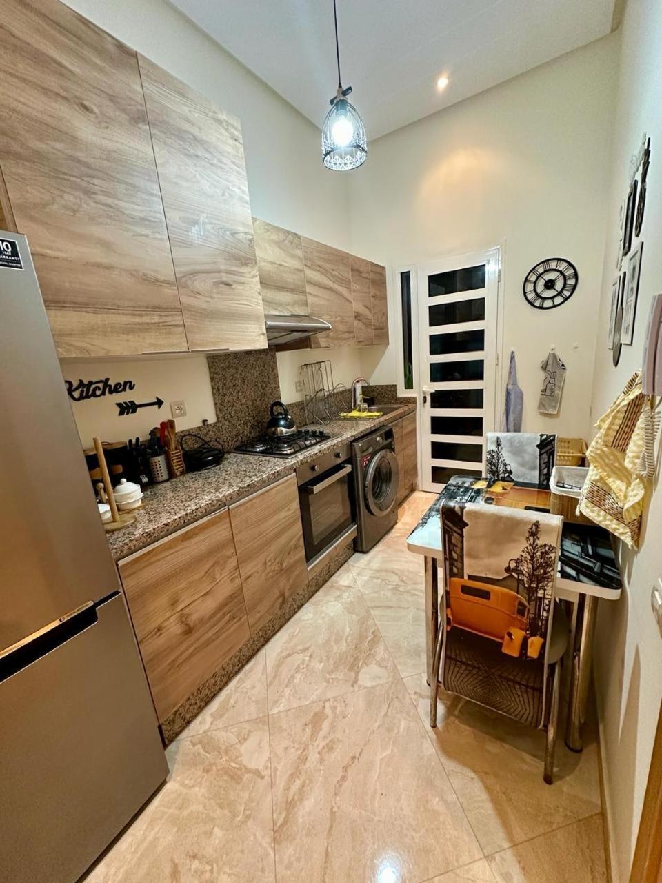 Ferienwohnung Apparemment De Luxe Vue Piscine Bouznika Exterior foto